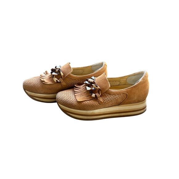 Soft Waves Tan Suede Platform Loafer with Tortoise Shell Details Sz 39 - Picture 3 of 4